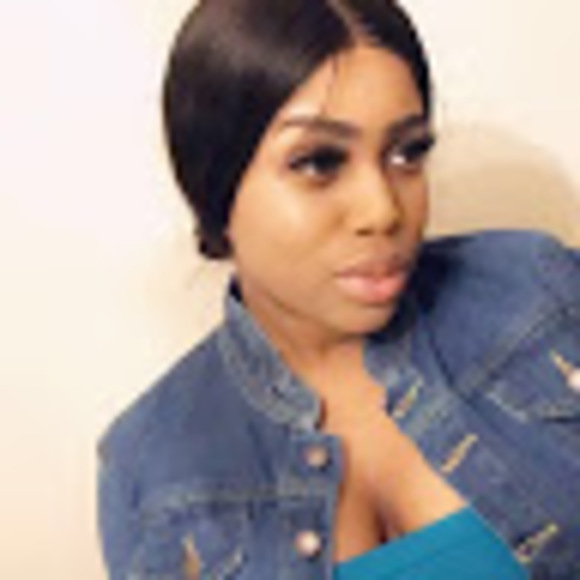 rebekah_chanel